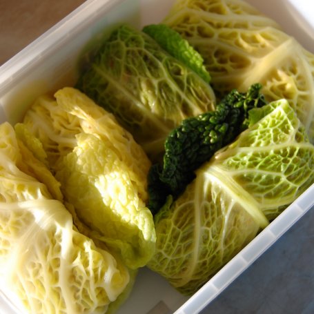 Krok 11 - Gołąbki z kaszą gryczaną i pieczarkami foto