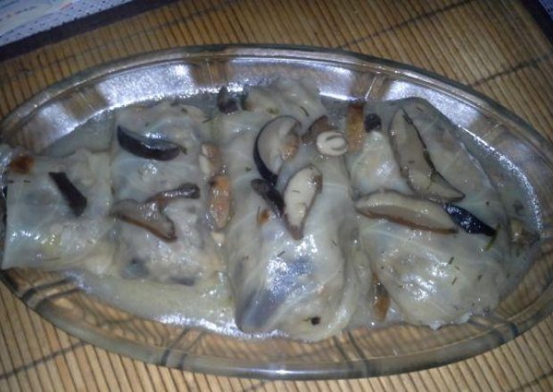 Fotografia przedstawiająca Gołąbki z kaszą i grzybami