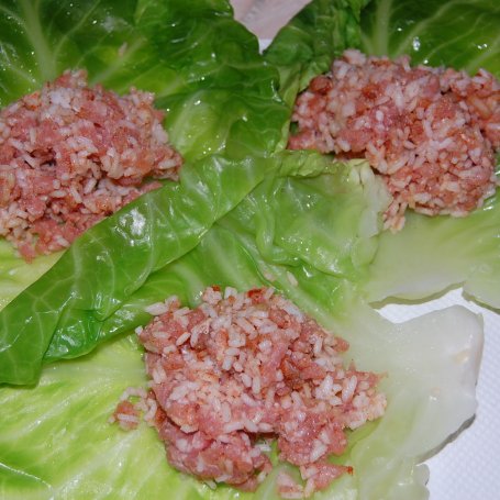 Krok 6 - Gołąbki z młodej kapusty pieczone w piekarniku foto