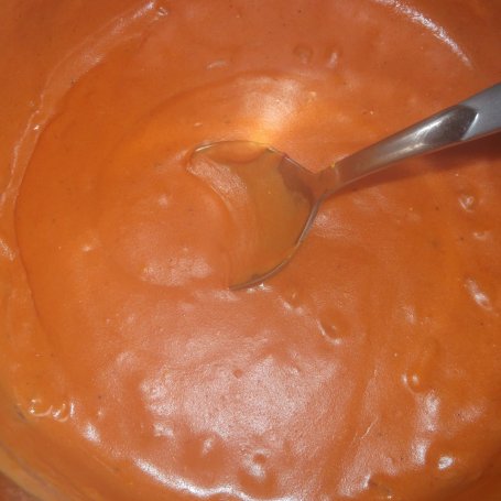 Krok 5 - Gołąbki z młodej kapusty z sosem pomidorowym. foto