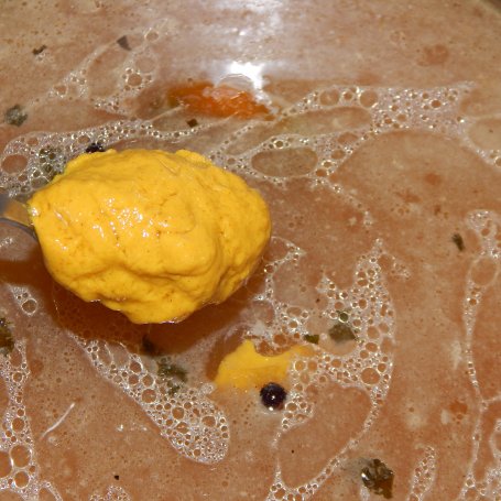 Krok 6 - Golonki wieprzowe w sosie musztardowym foto