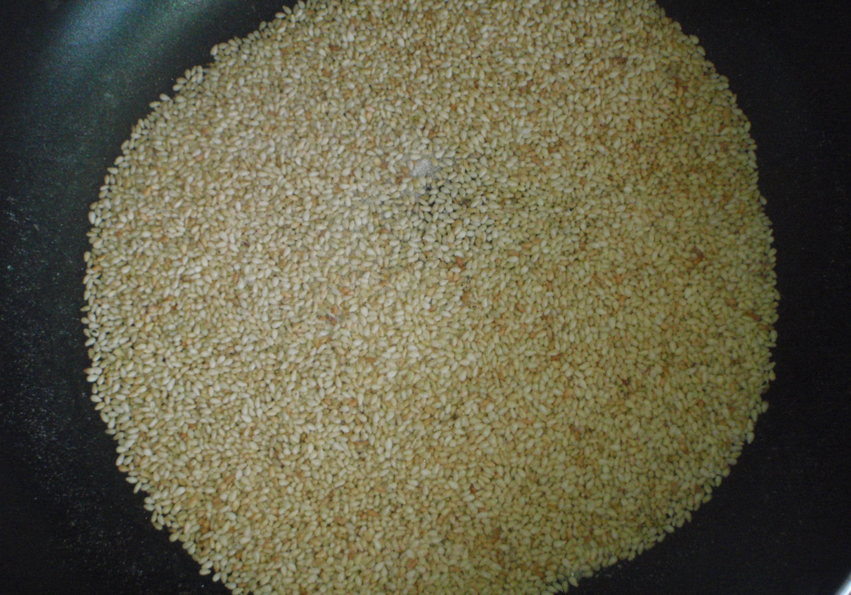 Gomasio - sól sezamowa foto