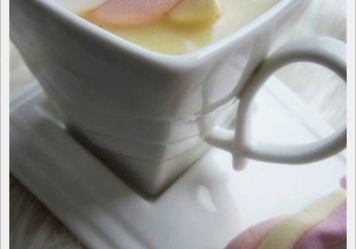 Gorąca biała czekolada z piankami Marshmallow foto