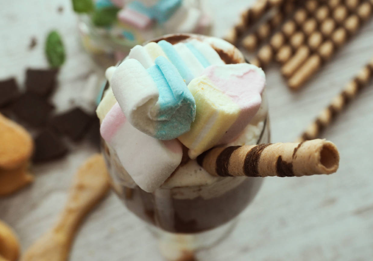 Gorąca czekolada na mleku kokosowym foto