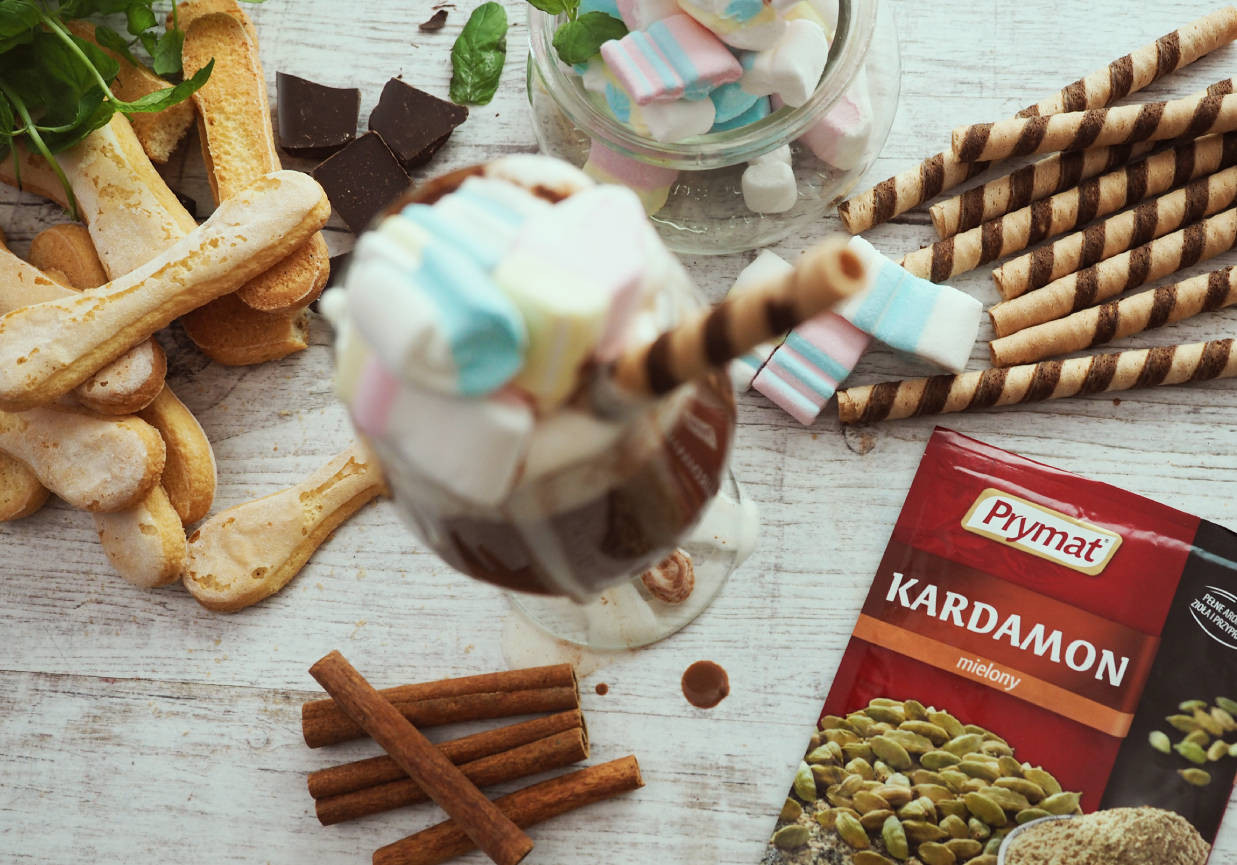 Gorąca czekolada na mleku kokosowym foto