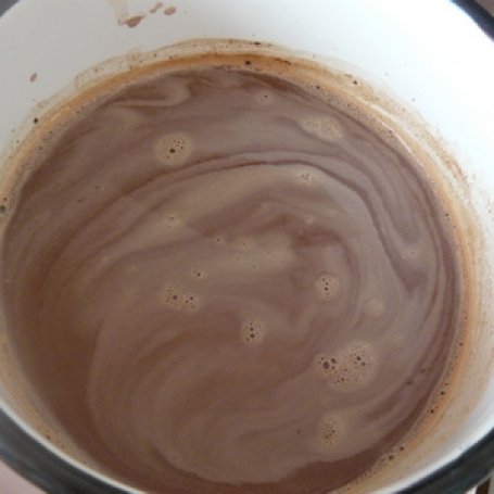 Krok 1 - Gorąca czekolada z bitą śmietaną foto