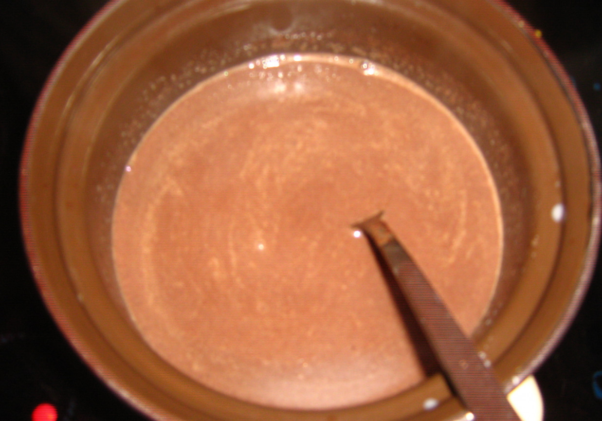 Gorąca czekolada z nutą migdałową foto