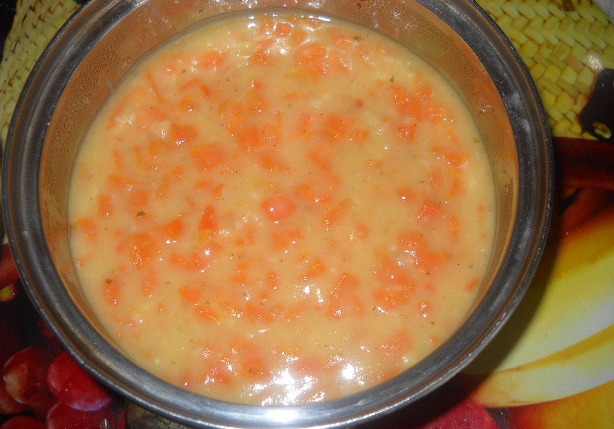 Gotowana marchewka bez groszku foto