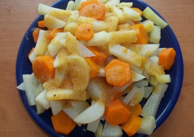 Fotografia przedstawiająca Gotowana marchewka z kalarepą