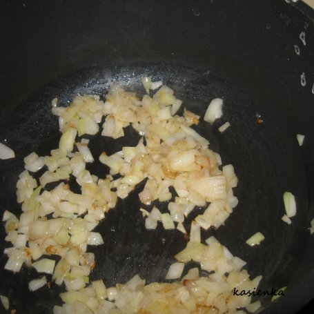 Krok 1 - Gotowany kurczak w białym sosie foto
