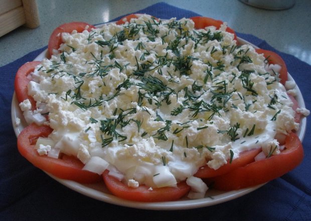 Fotografia przedstawiająca Grecka sałatka pomidorowa