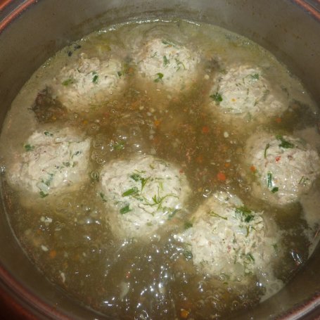 Krok 4 - Grecka zupa cytrynowa z kulkami mięsnymi foto