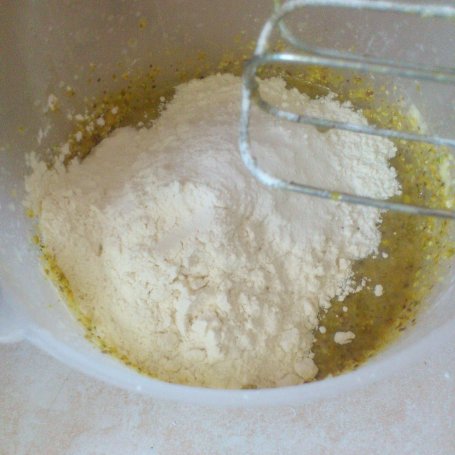 Krok 2 - Greckie ciasteczka z orzechami nerkowca i pistacjami foto