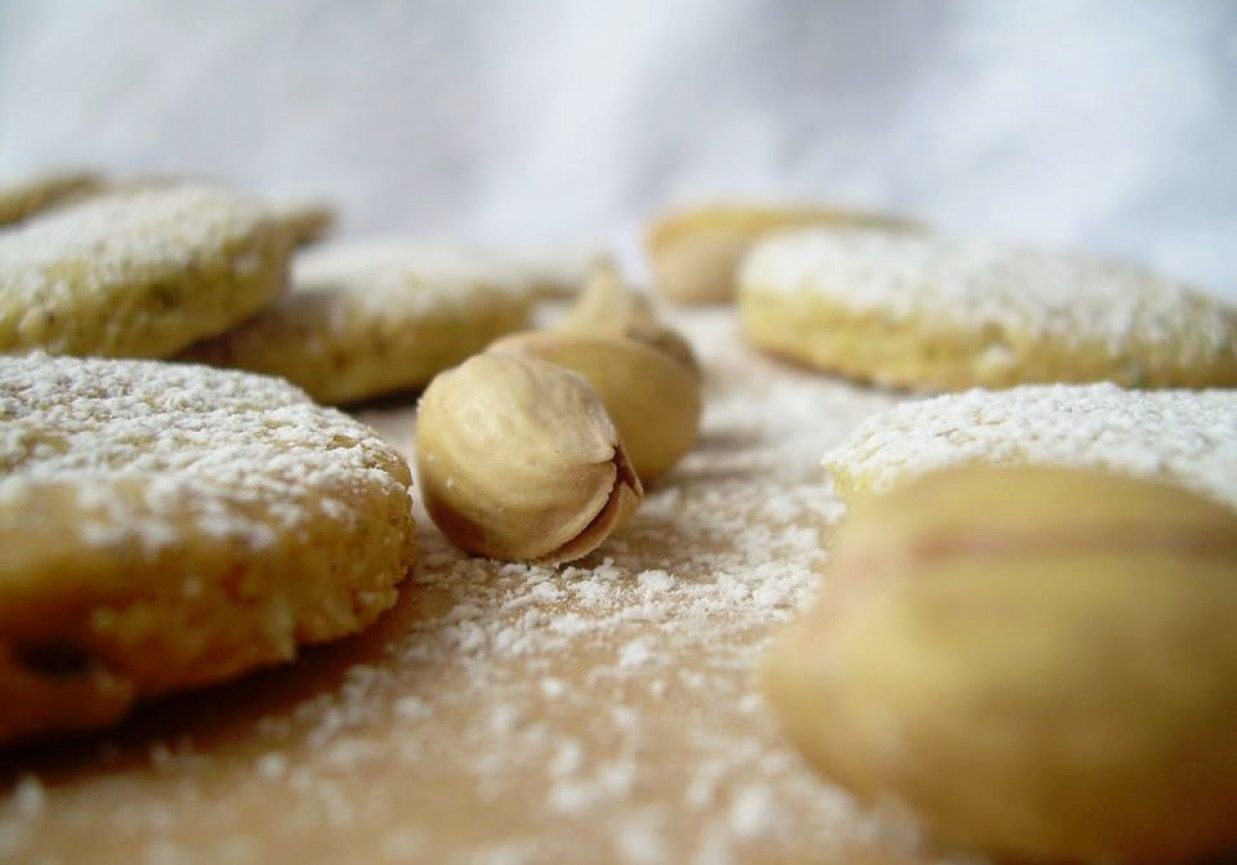 Greckie ciasteczka z orzechami nerkowca i pistacjami foto