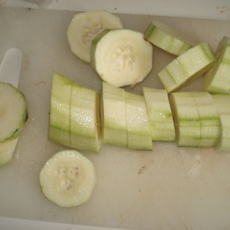 Krok 9 - Grillowana biała kiełbaska z warzywami foto