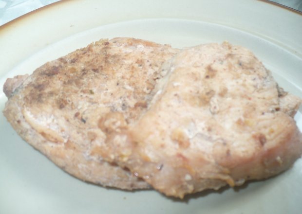 Fotografia przedstawiająca Grillowana pierś z kurczaka