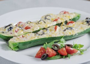 Jak zrobić grillowane faszerowane cukinie? foto