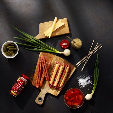 Krok 1 - Grillowane frankfurterki z żółtym serem i boczkiem duńskim foto