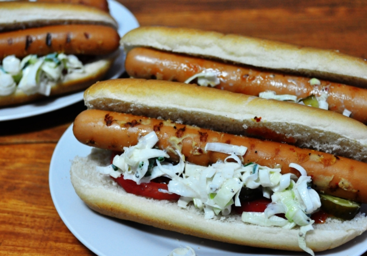 Grillowane hot dogi z porem foto