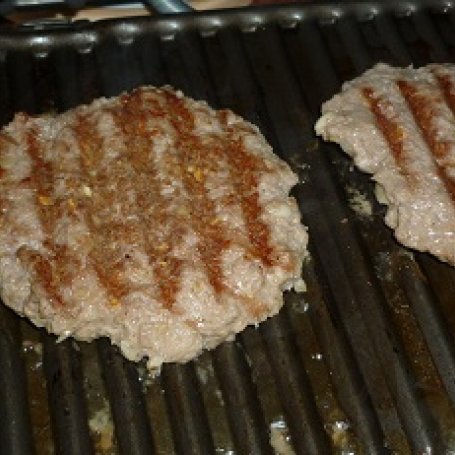 Krok 3 - Grillowane mięso do hamburgerów foto