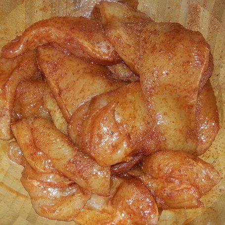 Krok 2 - Grillowane piersi z kurczaka z sosem czosnkowym foto