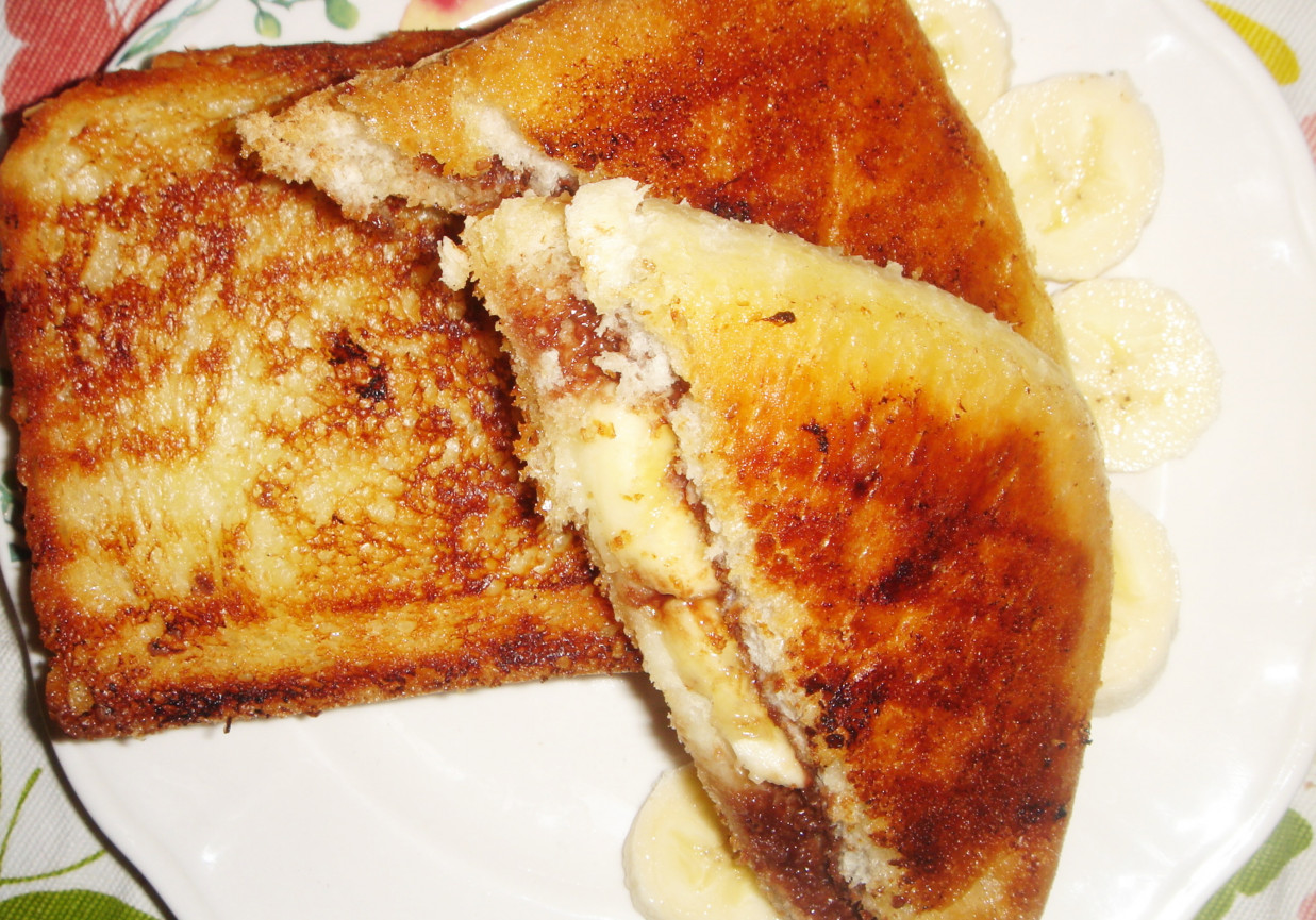 Grillowane tosty z nutellą i bananem foto