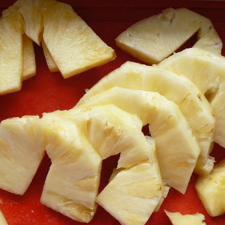 Krok 1 - Grillowany ananas w sałatce z krewetkami foto