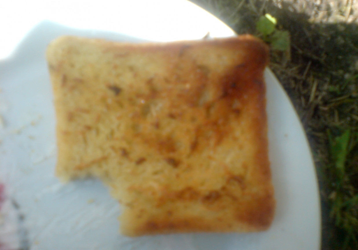 grillowany chleb z masłem ziołowo-czosnkowym foto