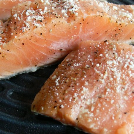 Krok 2 - Grillowany łosoś foto