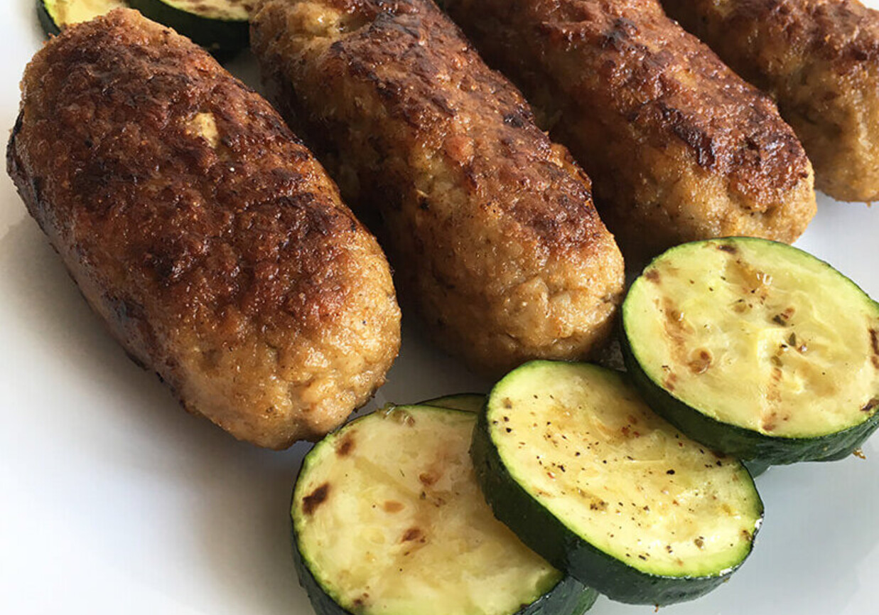 Grillowany mini kebab z cukinią foto