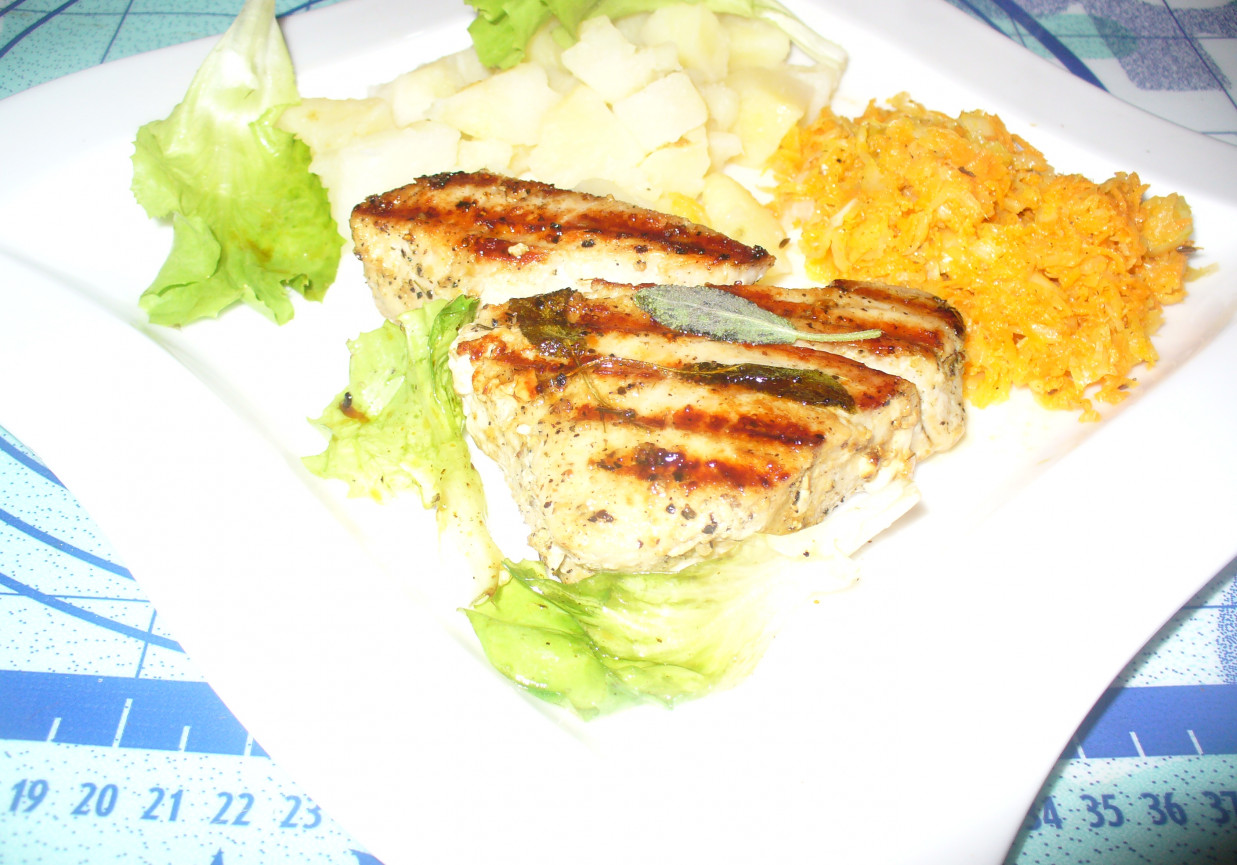 Grillowany stek z tuńczyka foto