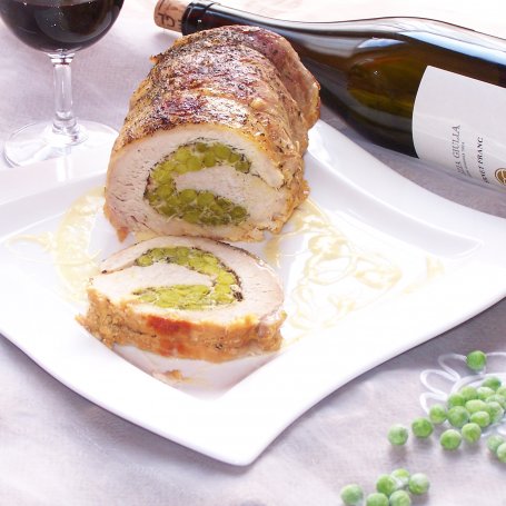 Krok 9 - Groszek z mozzarellą, czyli pieczony schab z "wkładką"... :) foto