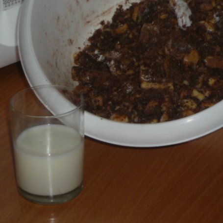 Krok 2 - Groszki z makiem w czekoladzie mlecznej foto