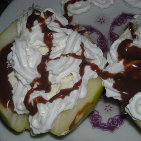 Krok 4 - gruszki w różowym winie nadziewane serkiem mascarpone foto