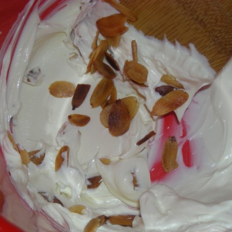 Krok 1 - gruszki w różowym winie nadziewane serkiem mascarpone foto