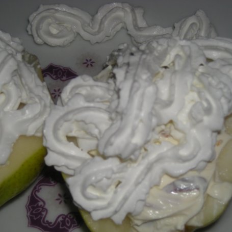 Krok 3 - gruszki w różowym winie nadziewane serkiem mascarpone foto