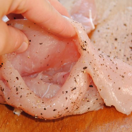 Krok 2 - Gryczana kieszeń w rozgrzewającym sosie śliwkowym foto