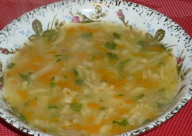 Fotografia przedstawiająca Grysikowa z mięsem i warzywami