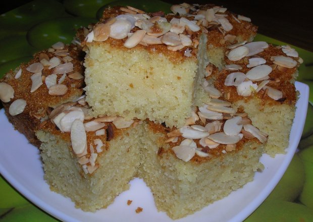 Fotografia przedstawiająca Grysikowe ciasto z mascarpone