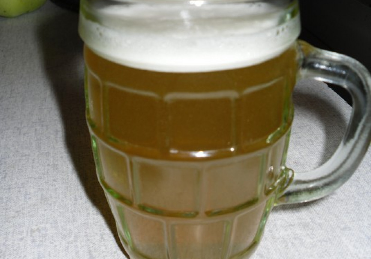 Grzane piwo z miodem foto