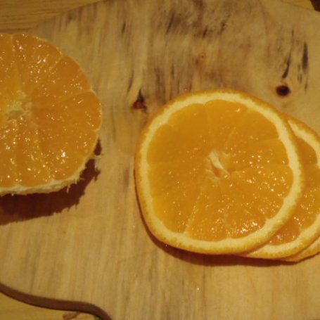 Krok 1 - Grzane winko z pomarańczą foto