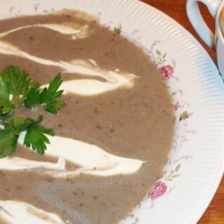 Krok 4 - Grzybowo-ziemniaczana zupa krem Eli foto