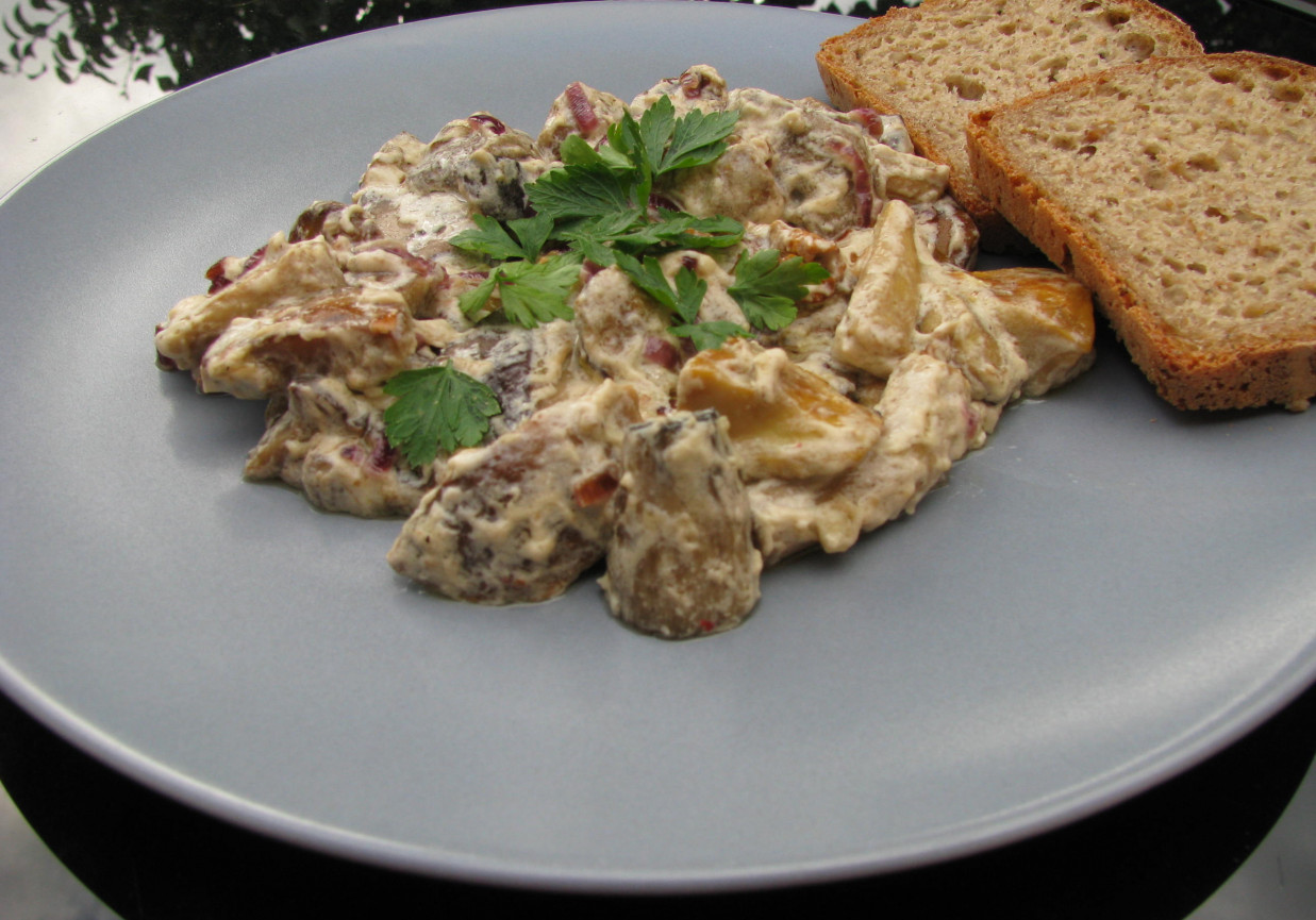 Grzyby w śmietanie DoradcaSmaku.pl