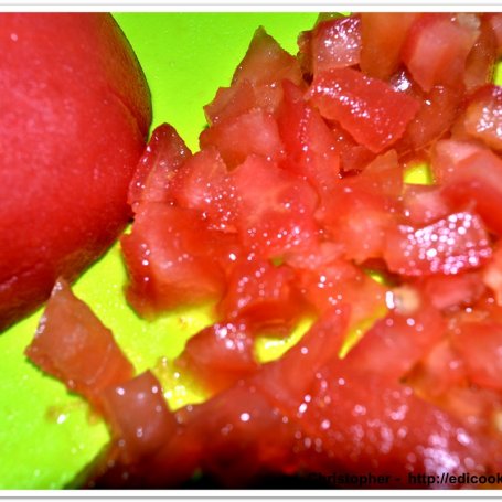 Krok 2 - Guacamole z salsą pomidorową. foto