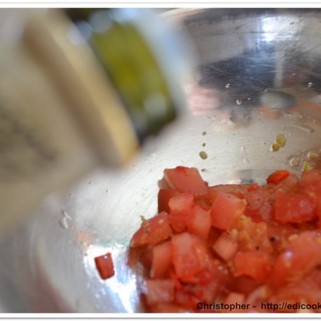 Krok 6 - Guacamole z salsą pomidorową. foto