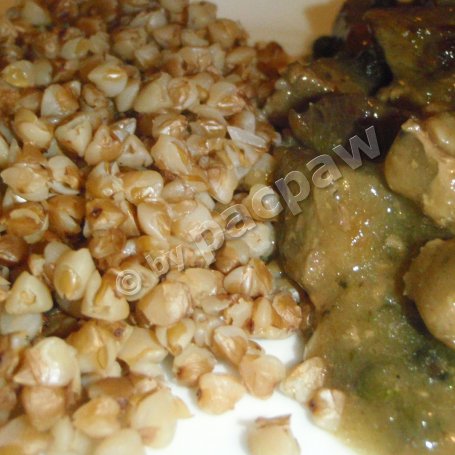 Krok 8 - Gulasz stekowy w sosie z marynowanym pieprzem zielonym foto