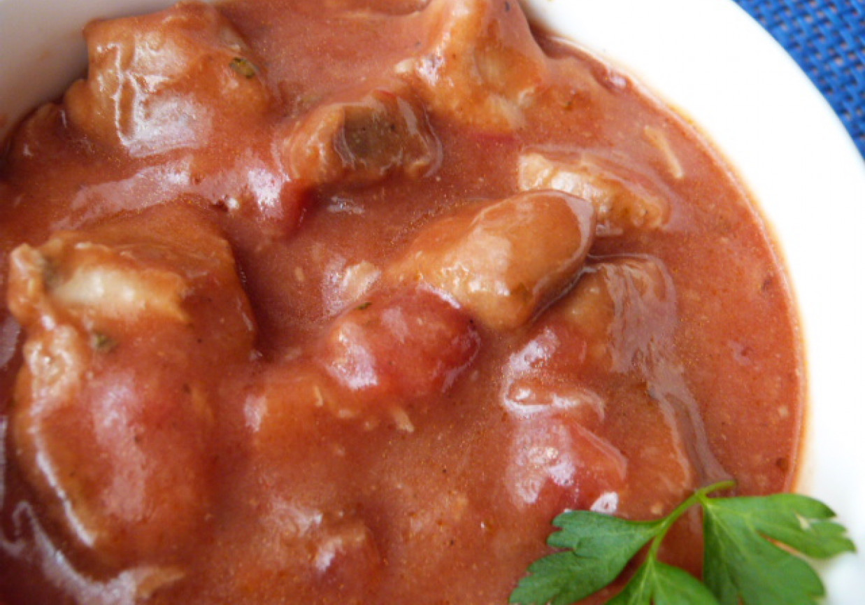 Gulasz wieprzowy w sosie pomidorowym foto