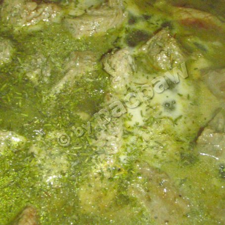 Krok 4 - Gulasz wołowy w sosie z zielonego pieprzu marynowanego foto