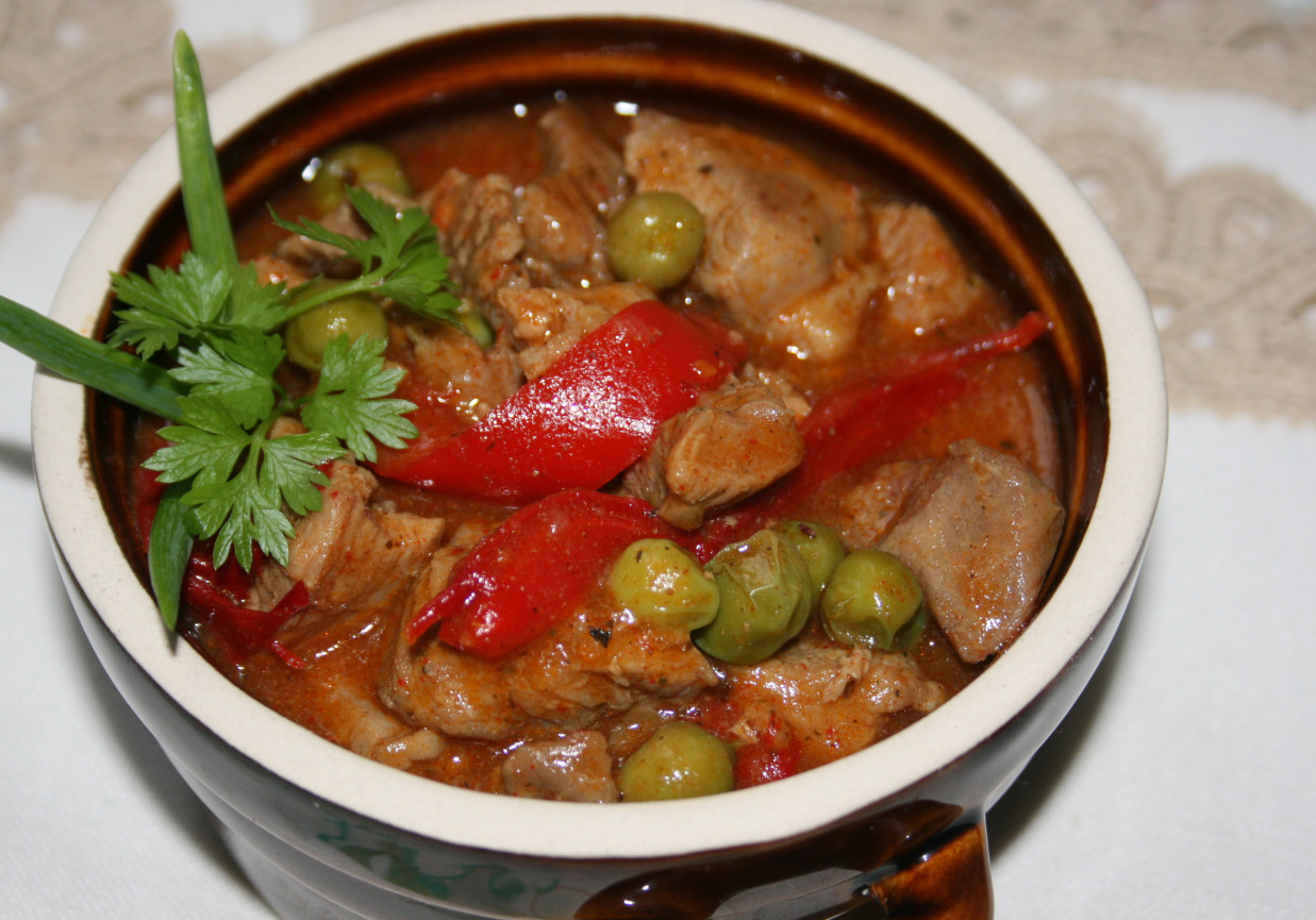 Gulasz z indyka DoradcaSmaku.pl