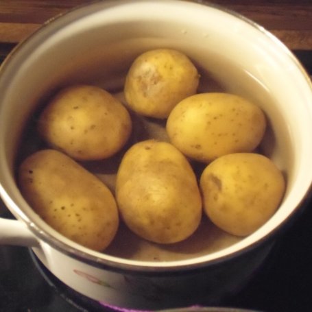 Krok 2 - Gulasz z kurczaka zapiekany pod ziemniaczanym puree foto